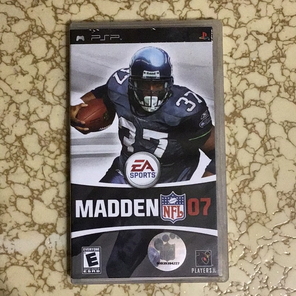 MADDEN 07 GAME FOR PSP